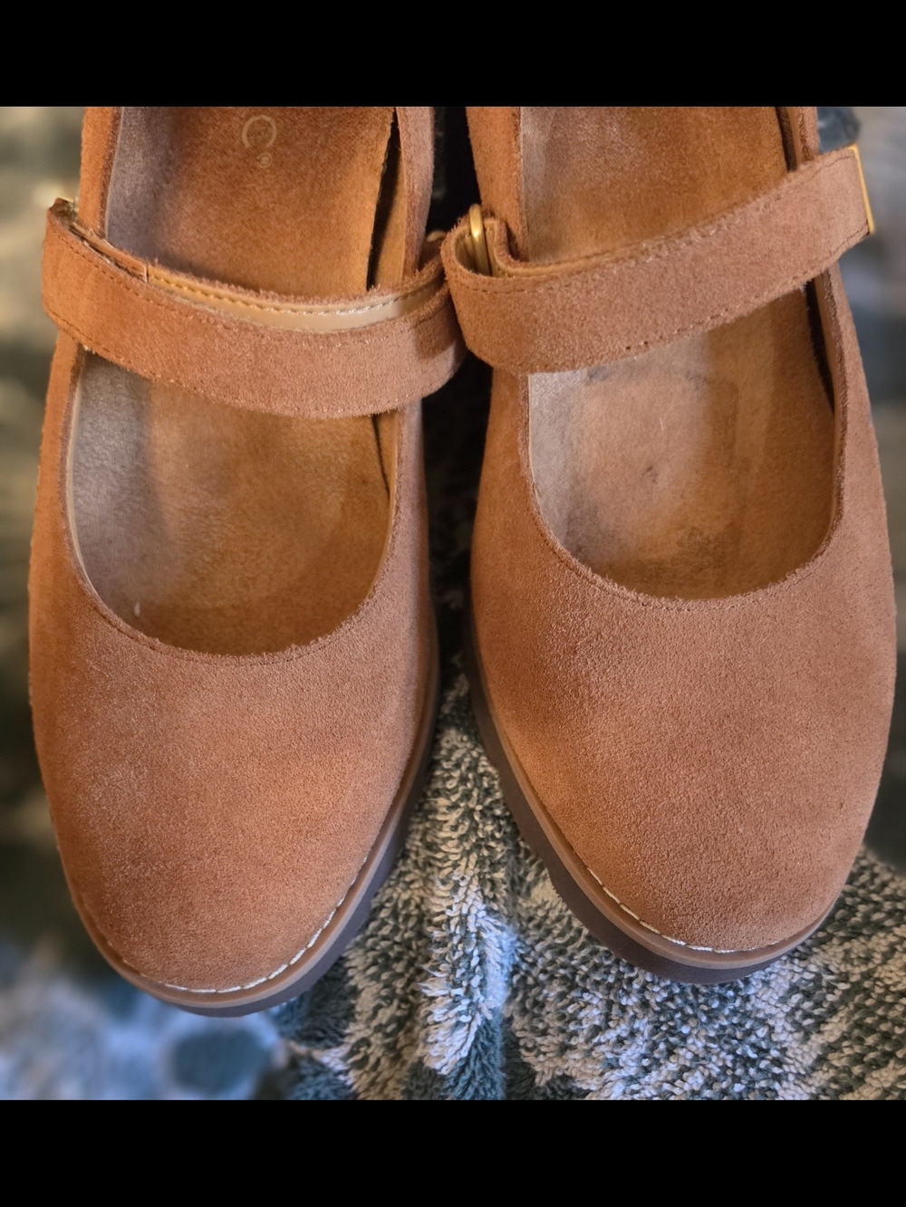 Vionic Brown Wedge Sandals with Patterned Lug Soles - Picture 3 of 8
